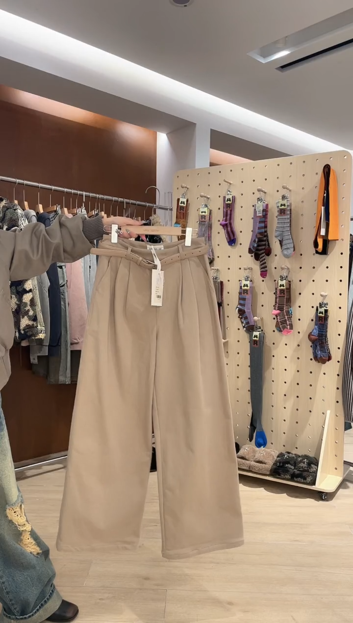 秋冬款加厚长裤原价690 M号