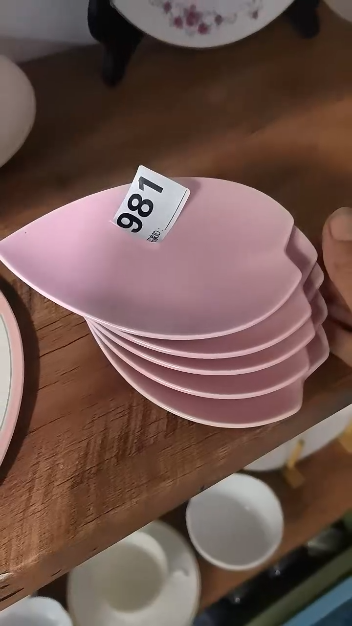 梦梦  中古商品 默认瑕疵 满20包邮 完美主义者慎拍 