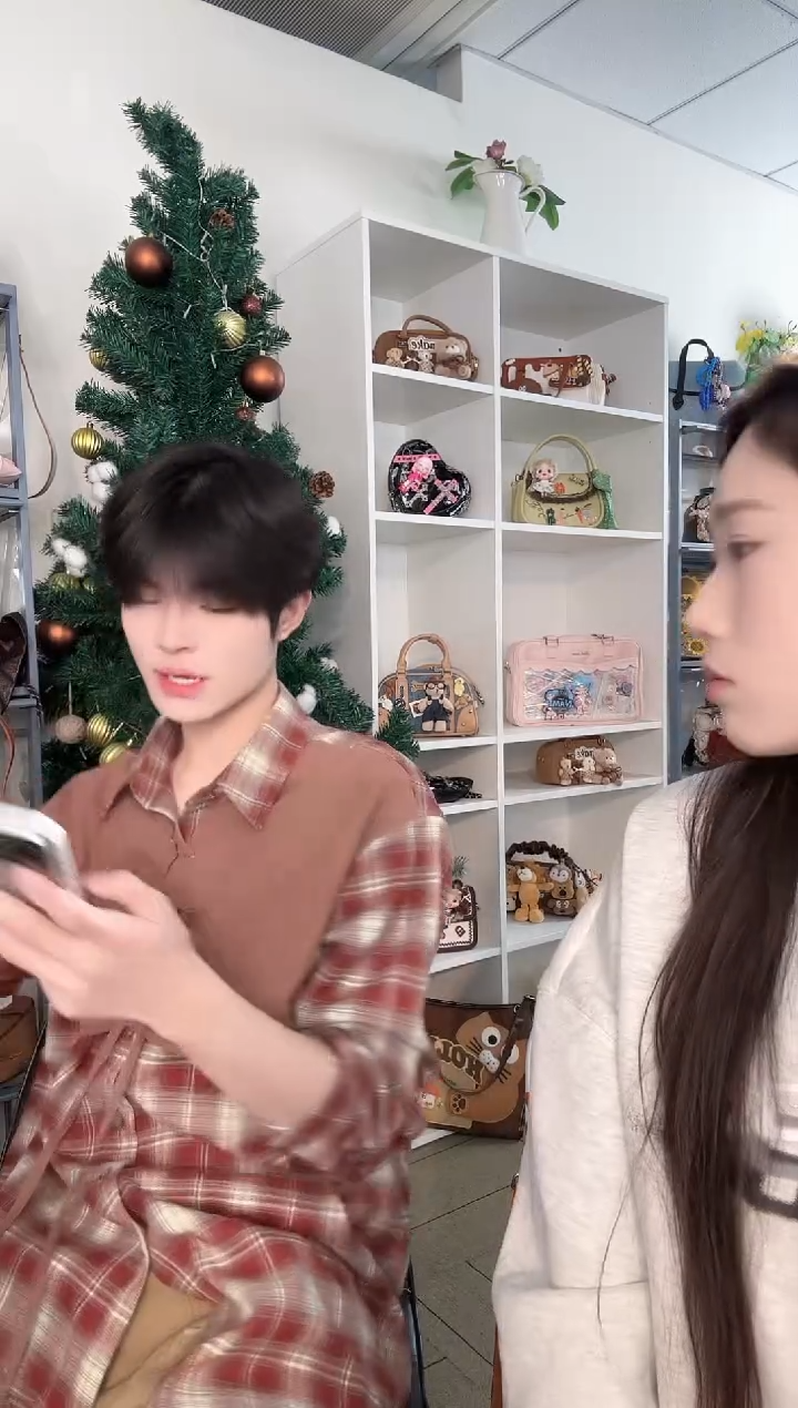 PU必灵手工潮包包