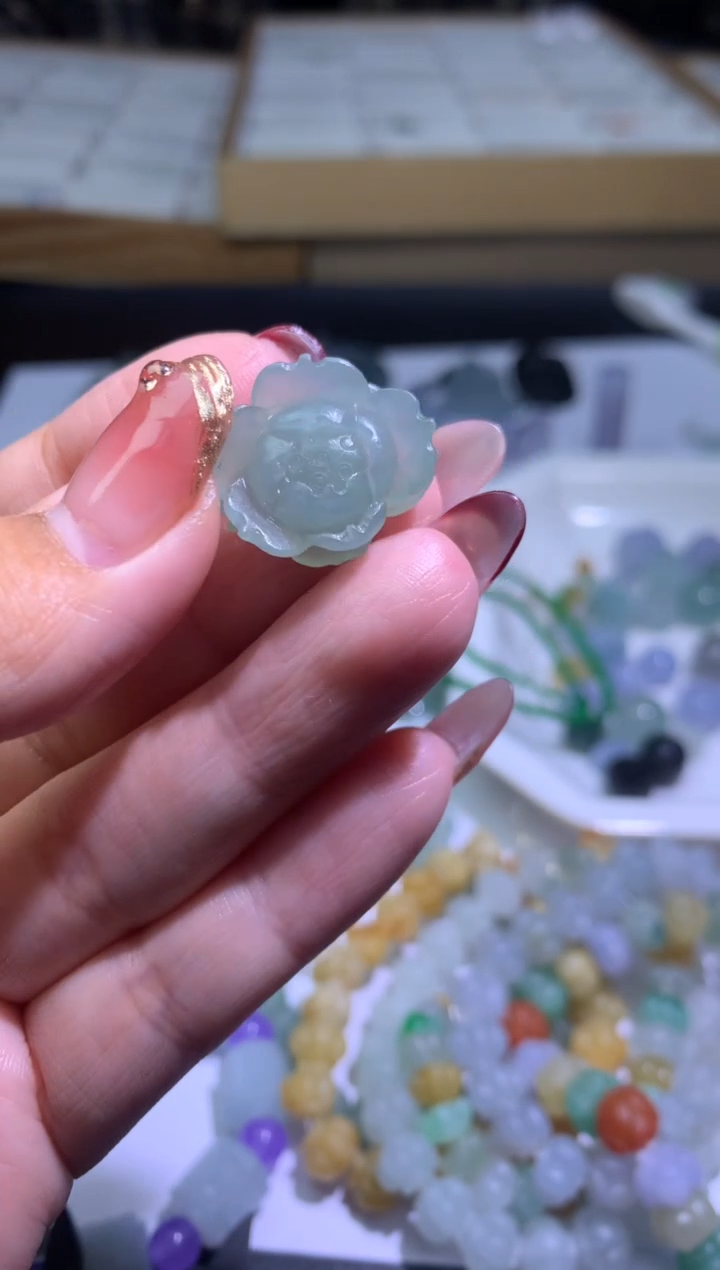 【闪购商品】定制翡翠未镶嵌毛货