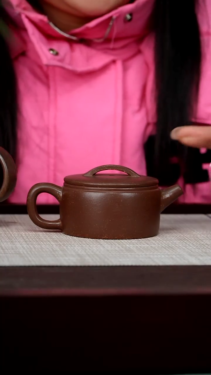 【闪购商品】宜兴原矿紫砂茶壶180C