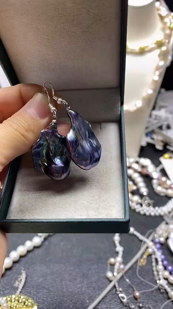 颈饰未镶嵌淡水珍珠多人