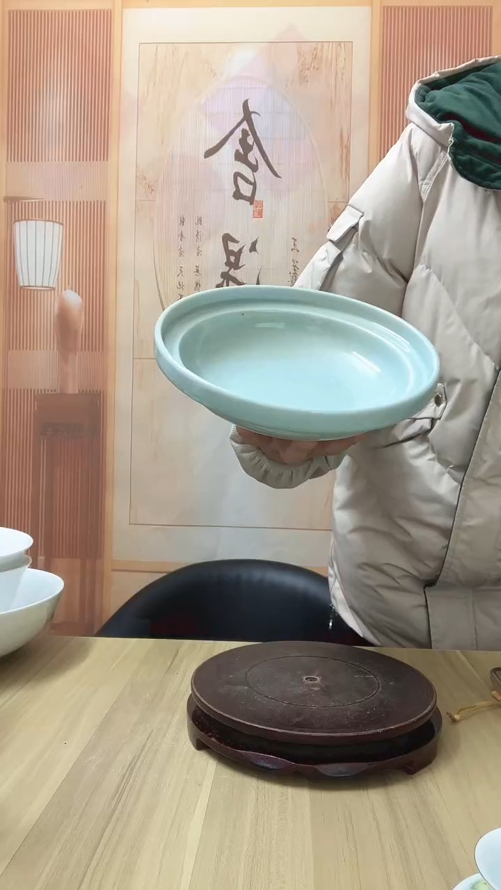 9英寸影青加厚深盘 2个（微瑕）