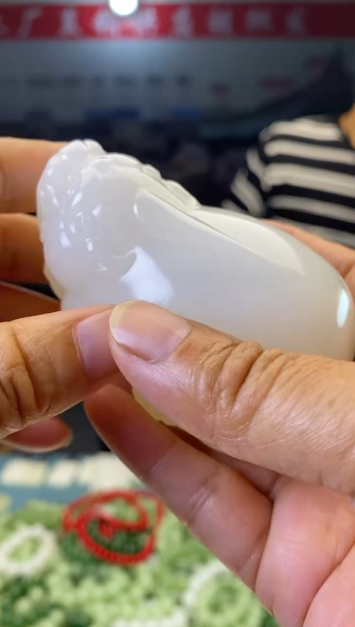 天然玉石未镶嵌颈饰