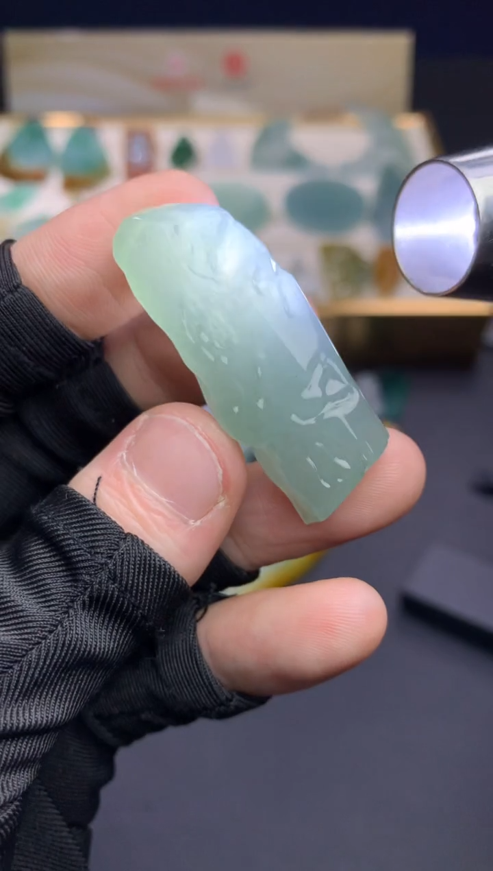 【闪购商品】定制翡翠未镶嵌