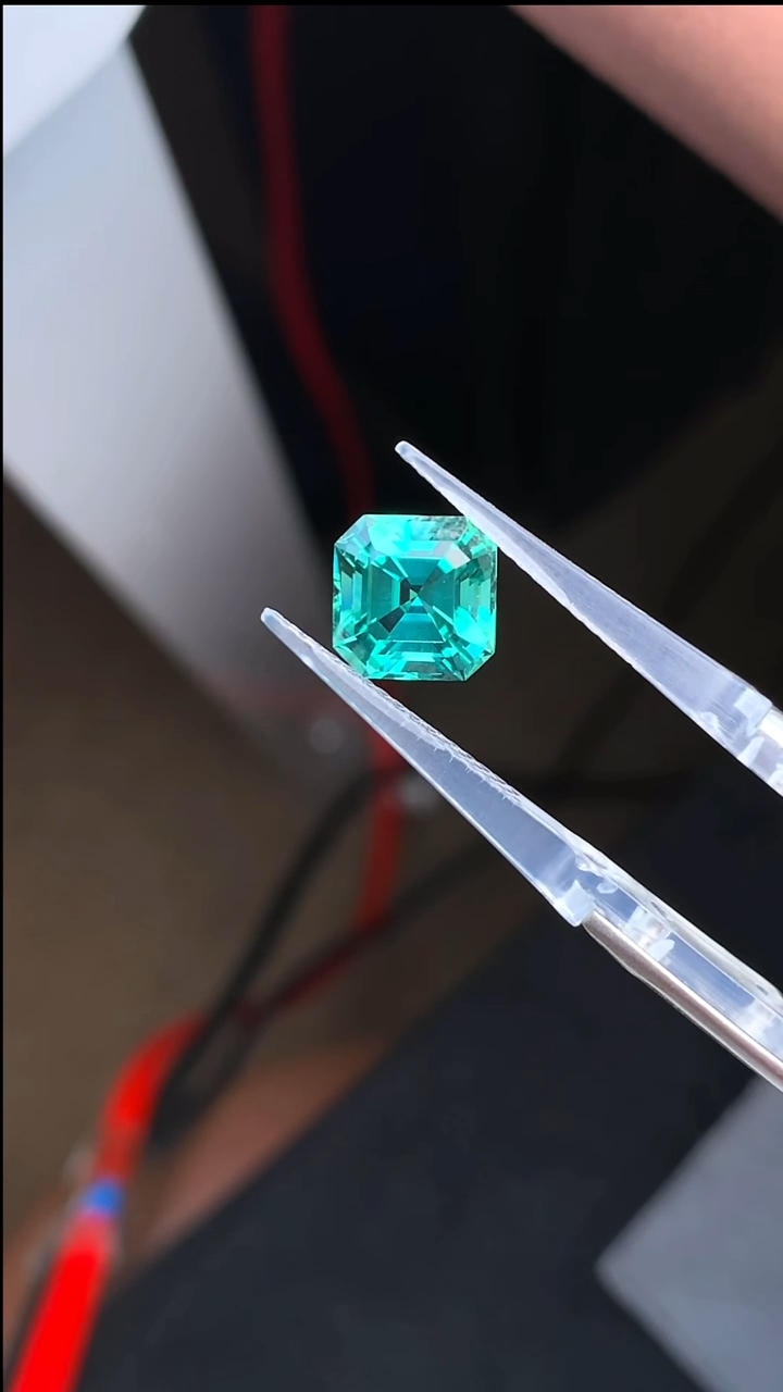 【闪购商品】碧玺无未镶嵌4.29克拉