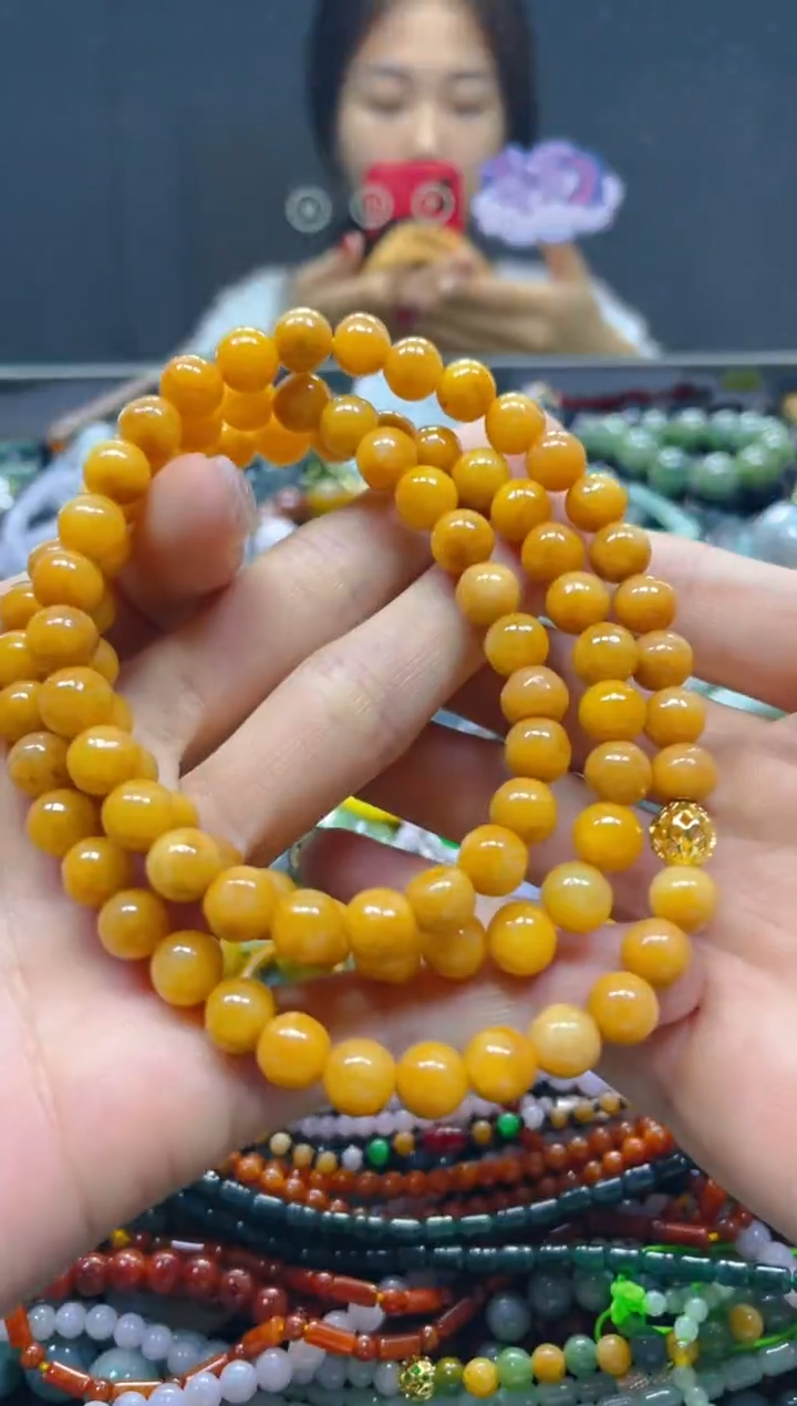 颈饰未镶嵌翡翠8MM/T/翡翠A货，一件也是批发价