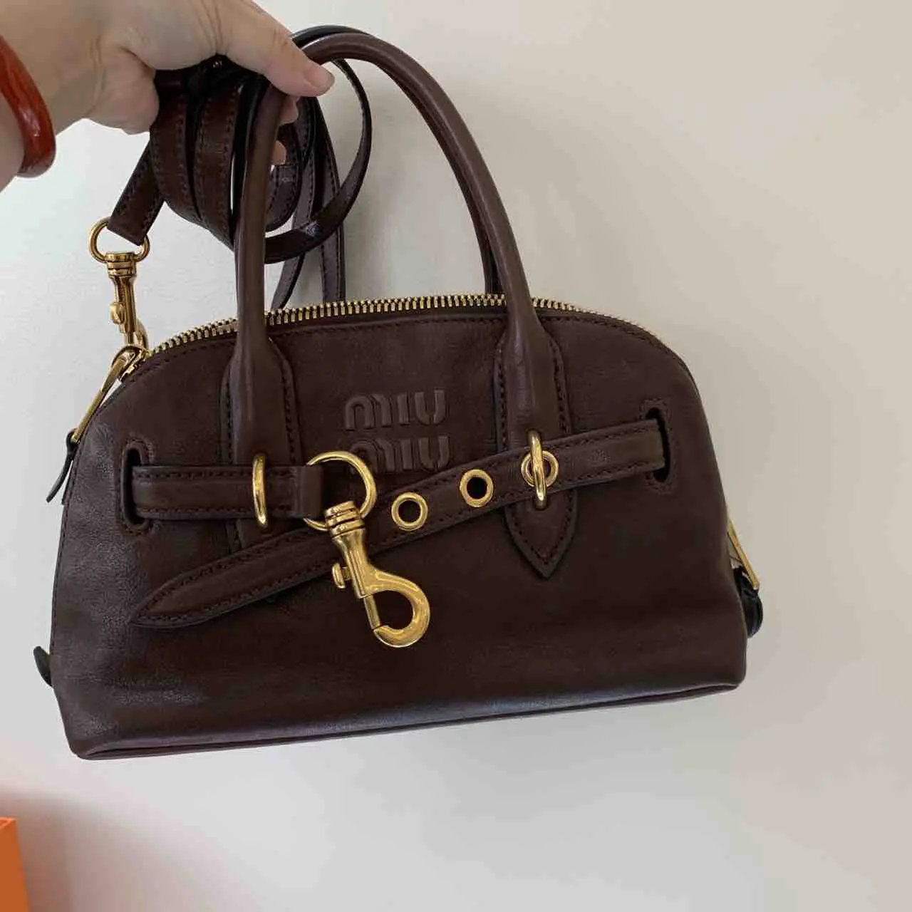 99新 MIU MIU/缪缪 Miumiu Aventure贝壳包 US5688