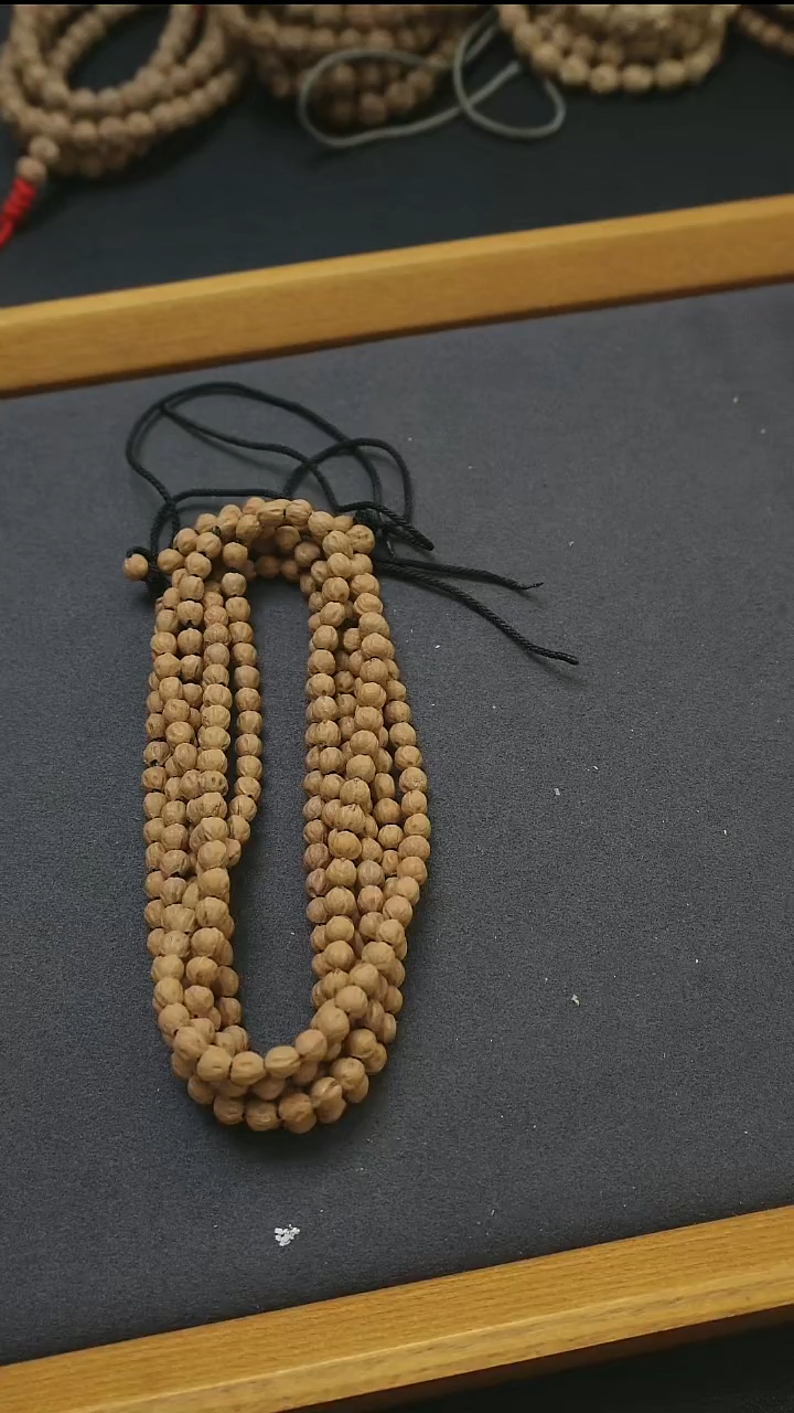 吊坠柏香籽/百香籽9点福利小金豆