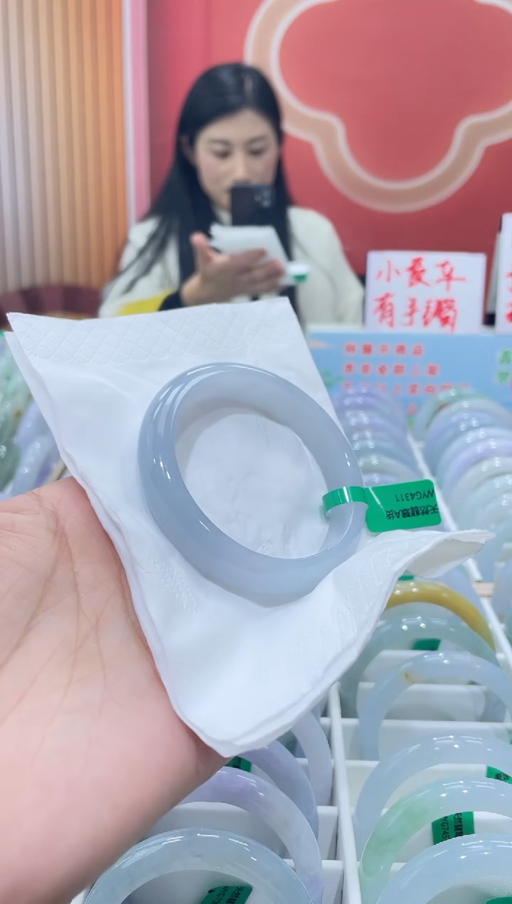【闪购商品】翡翠手镯未镶嵌00000006558