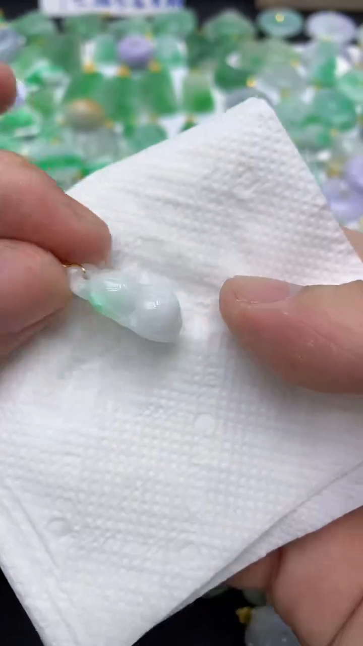 颈饰未镶嵌翡翠天然缅甸A货翡翠