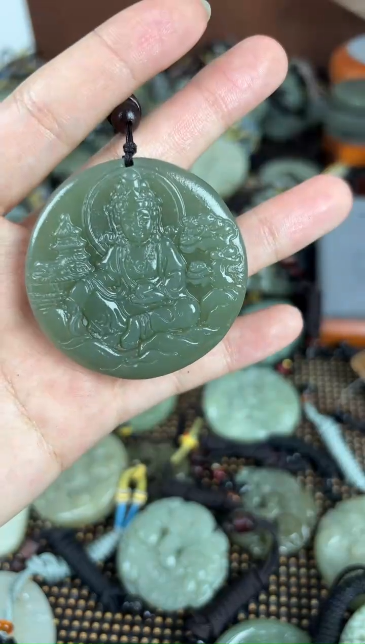 【闪购商品】和田玉颈饰未镶嵌1