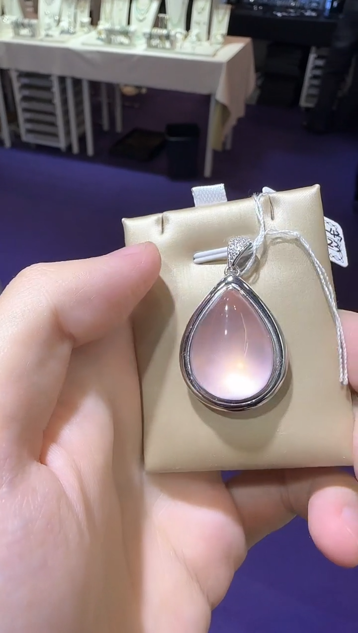 【闪购商品】芙蓉石颈饰银S925镶嵌星光粉水晶