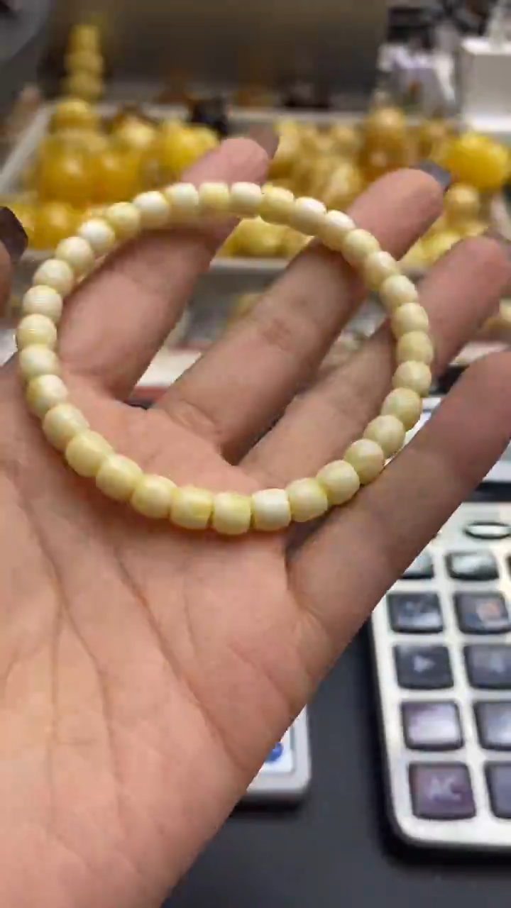 琥珀未镶嵌珠宝奇石1644