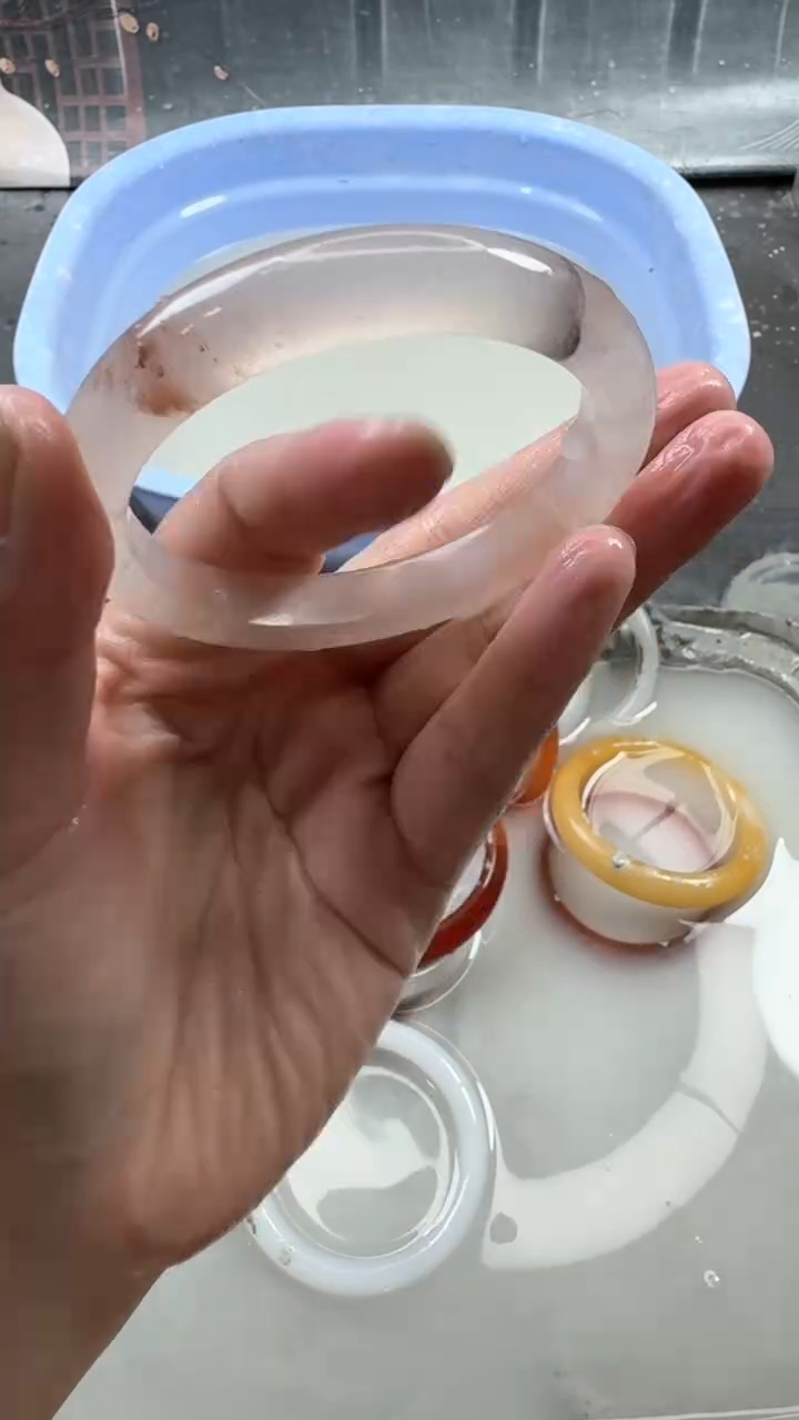 【闪购商品】石英质玉手镯未镶嵌131