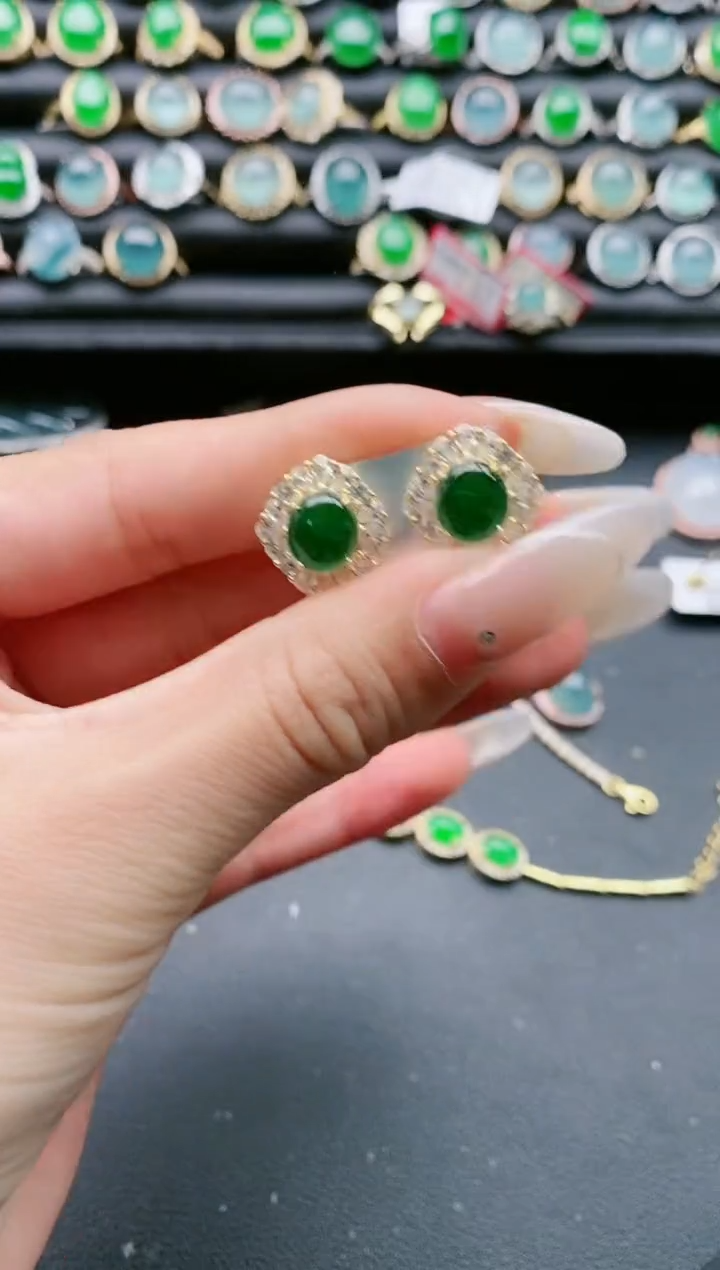 【闪购商品】翡翠戒指银S925镶嵌11111