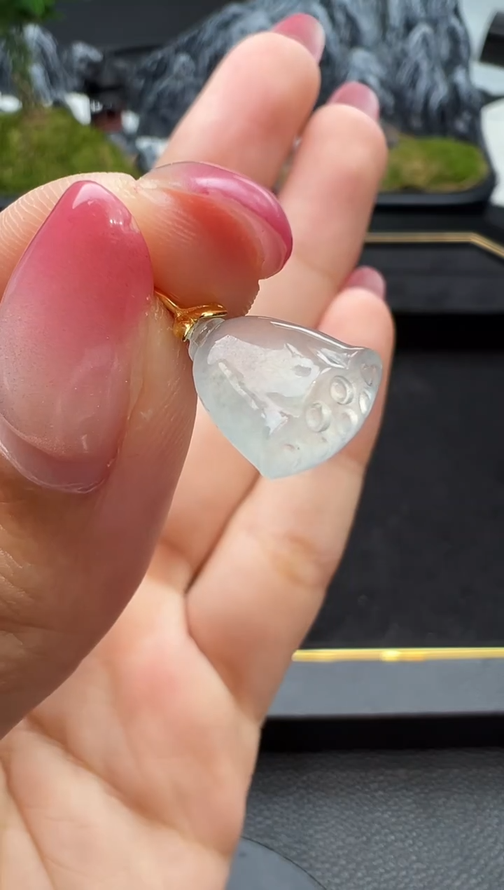 吊坠(不含链)18K金镶嵌翡翠莲蓬多样性发货其一