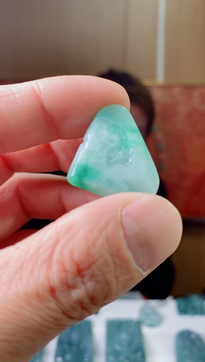 【闪购商品】翡翠颈饰未镶嵌翡翠