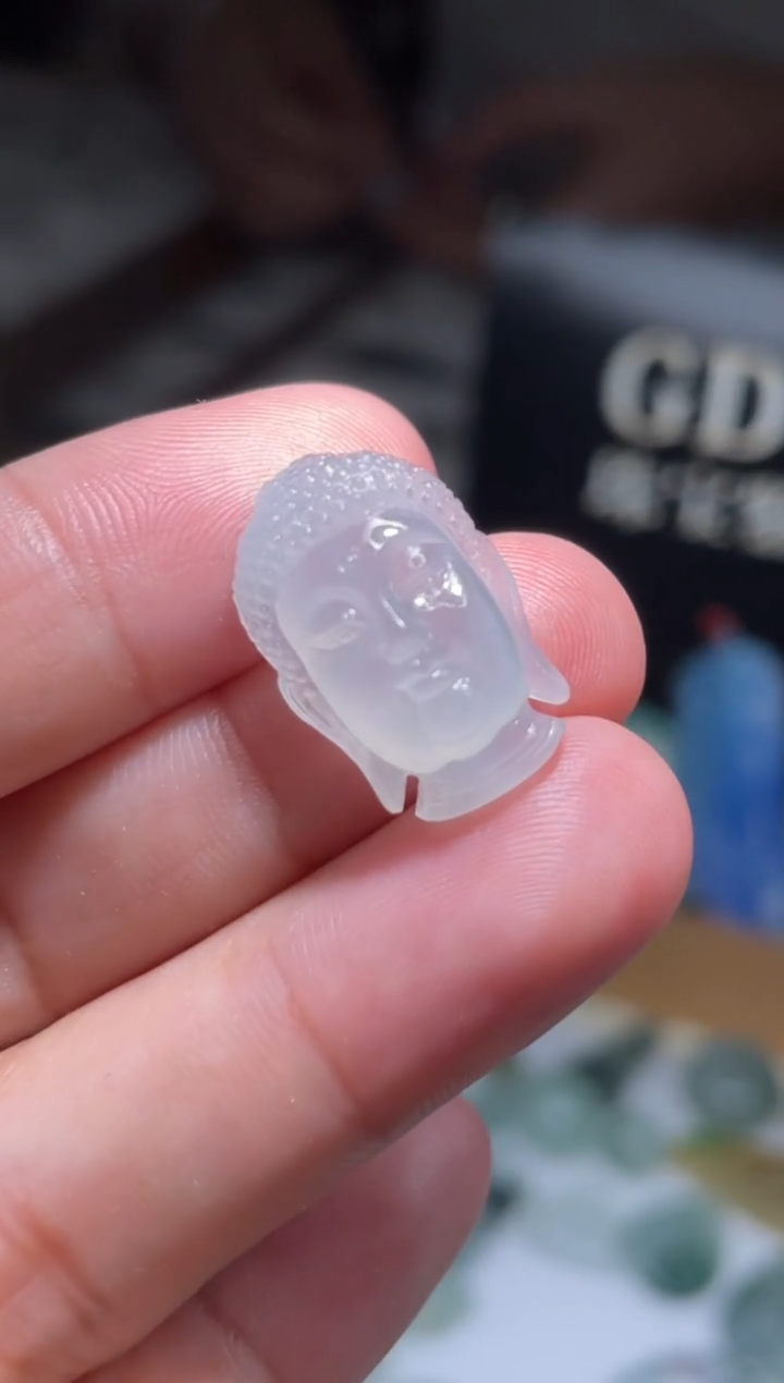 未镶嵌定制翡翠佛头600+60