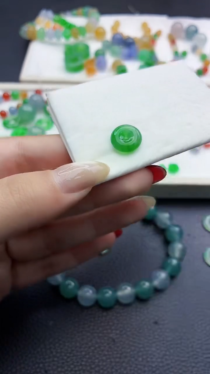 未镶嵌定制翡翠牛*3988