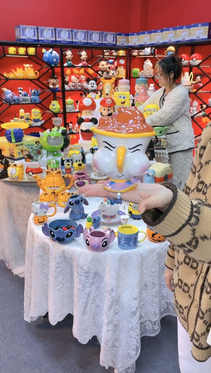 【闪购商品】1@@嘟嘟嘴阿奇陶瓷盖杯