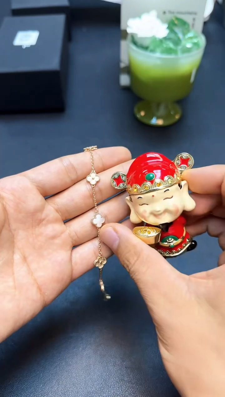 瓷片全新正品一件不留@@WE1132