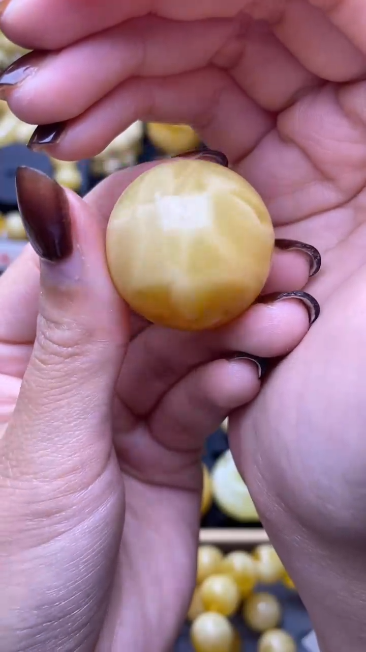 【闪购商品】琥珀裸石未镶嵌蜜蜡.60