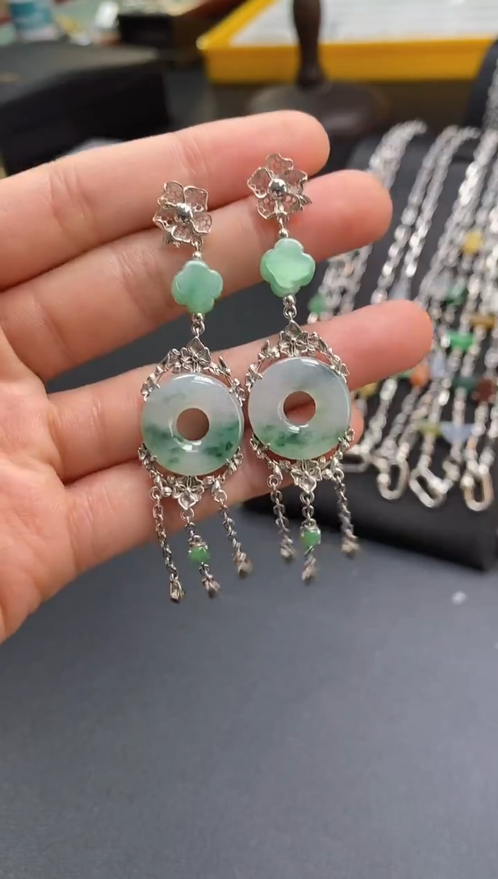 颈饰银S925镶嵌翡翠15777