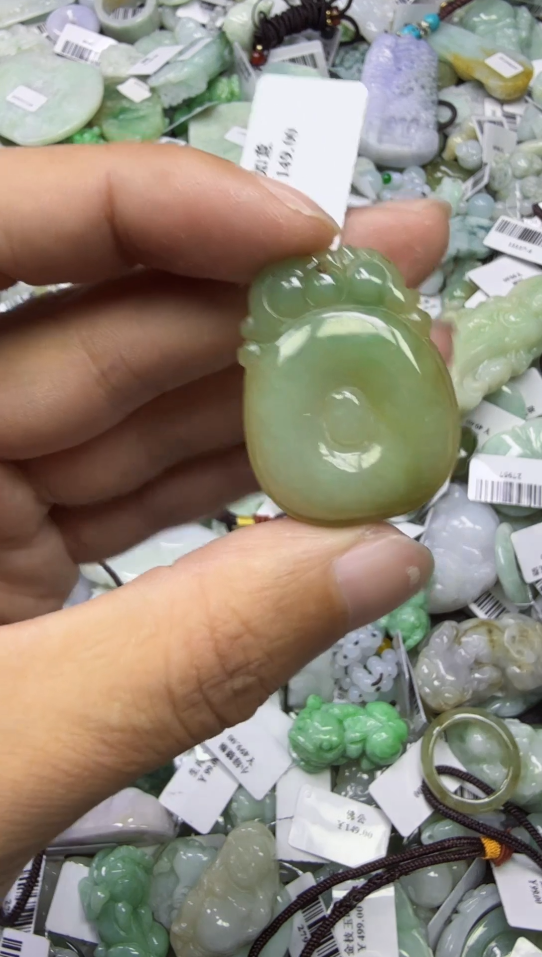 【闪购商品】翡翠颈饰未镶嵌00018244