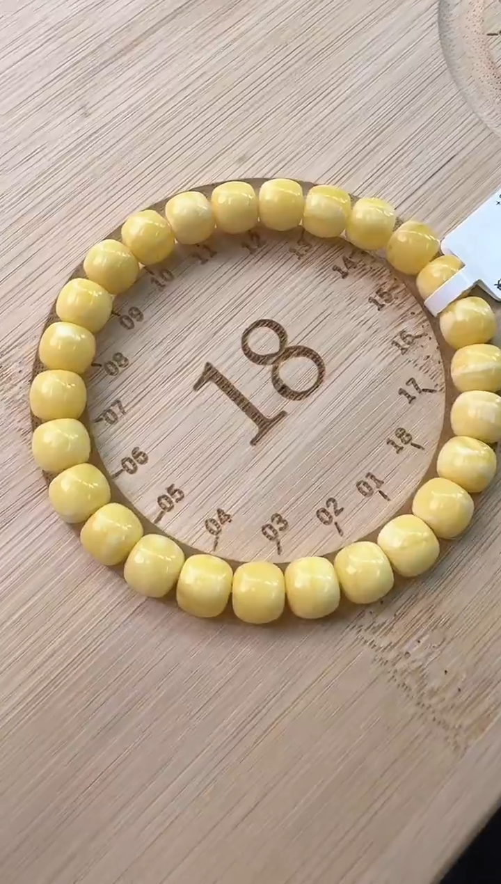 手串蜜蜡未镶嵌?**大蜜蜡手串