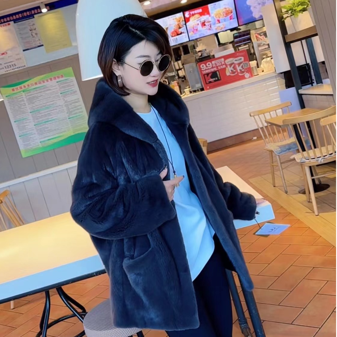【乌木生花】简洁经典耐看遮肉慵懒随性复古高级感遮肉貂皮大衣
