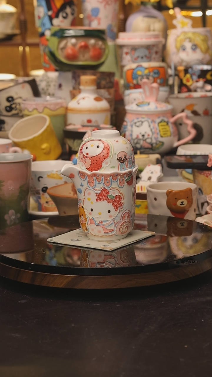 景德镇釉下彩绘设计师款式陶瓷