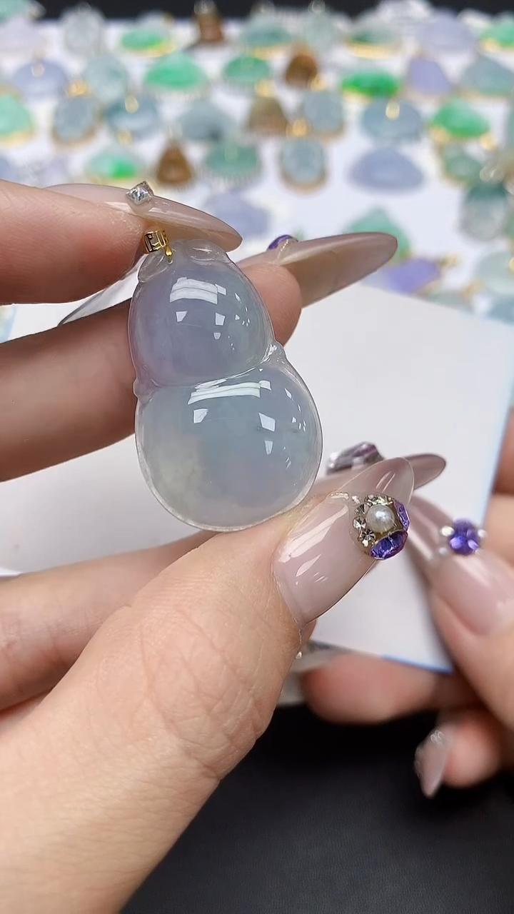 翡翠18K金镶嵌颈饰天然翡翠A货