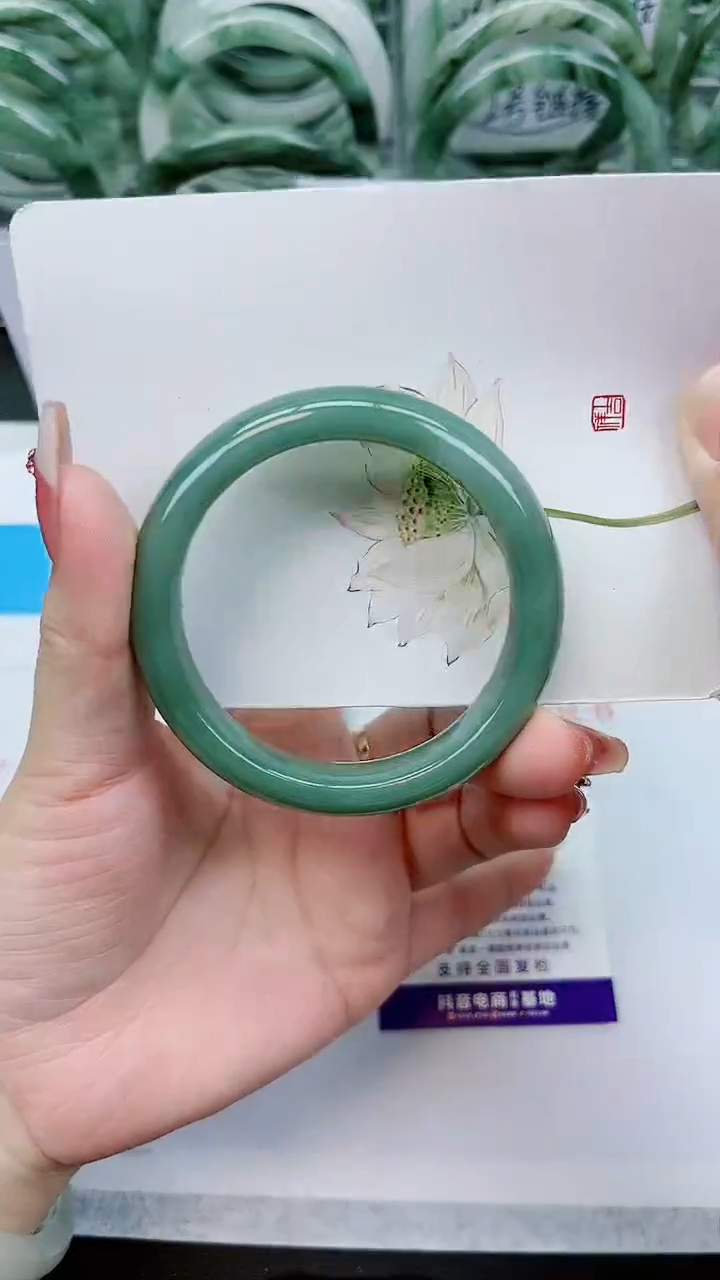 【闪购商品】石英质玉手镯未镶嵌C83号/53-54圈