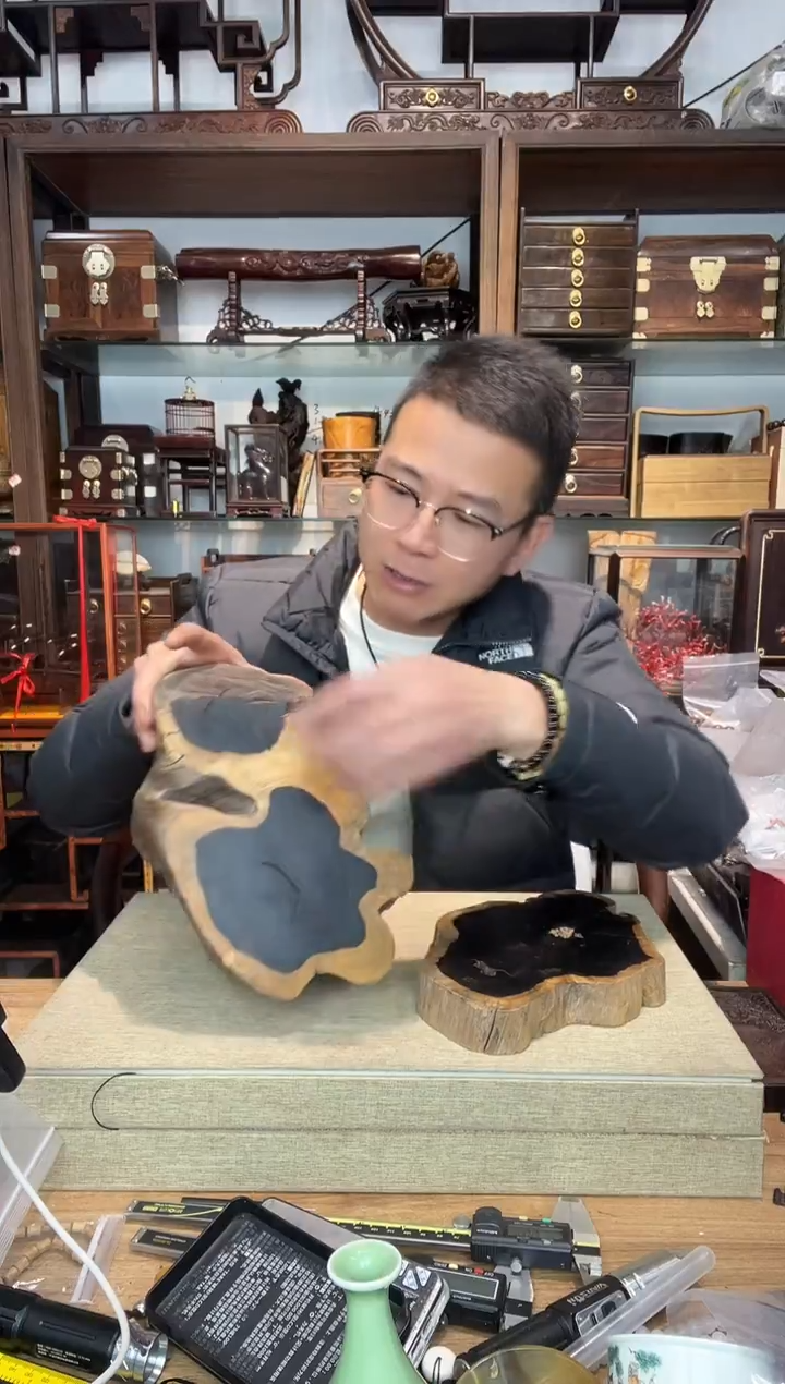 乌木类书架848随形底座2个