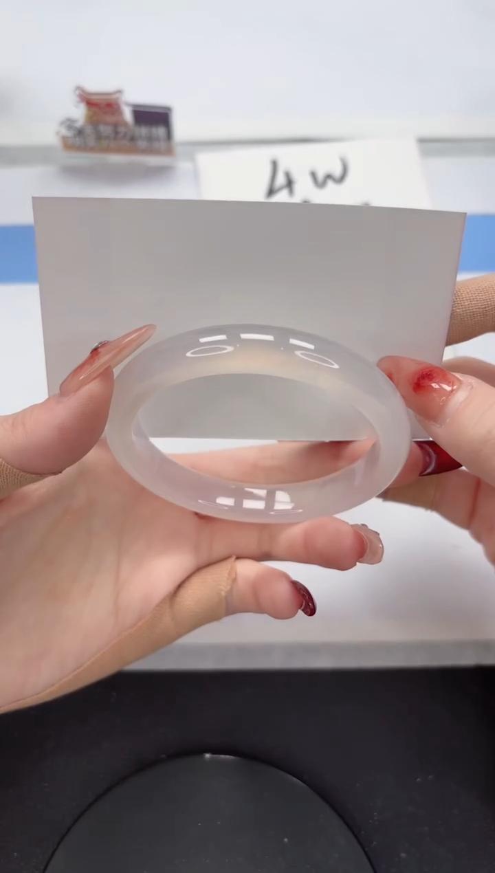 【闪购商品】石英质玉手镯未镶嵌A92-58.8