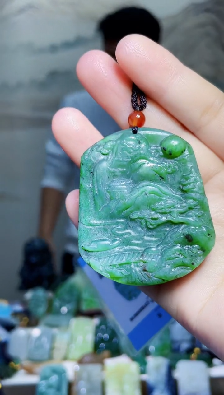 颈饰未镶嵌和田玉1