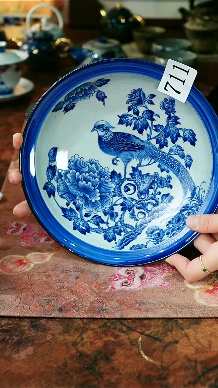 茶碗...........711*