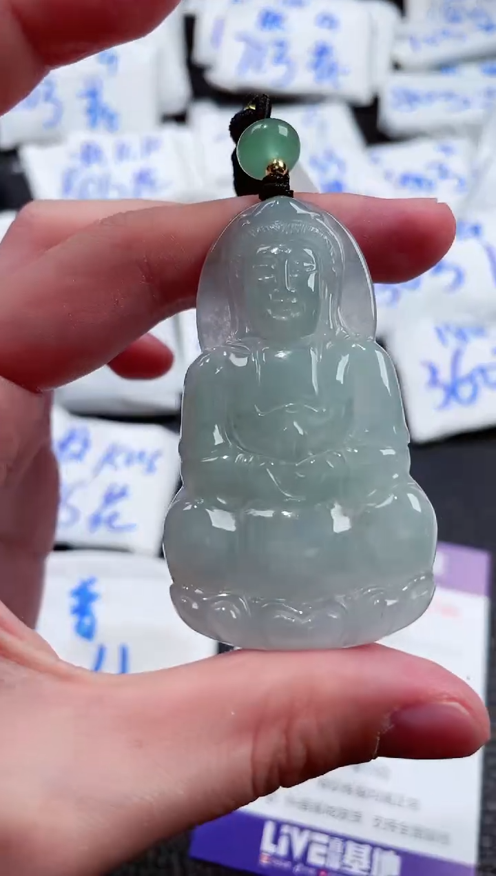 【闪购商品】翡翠未镶嵌颈饰00002740