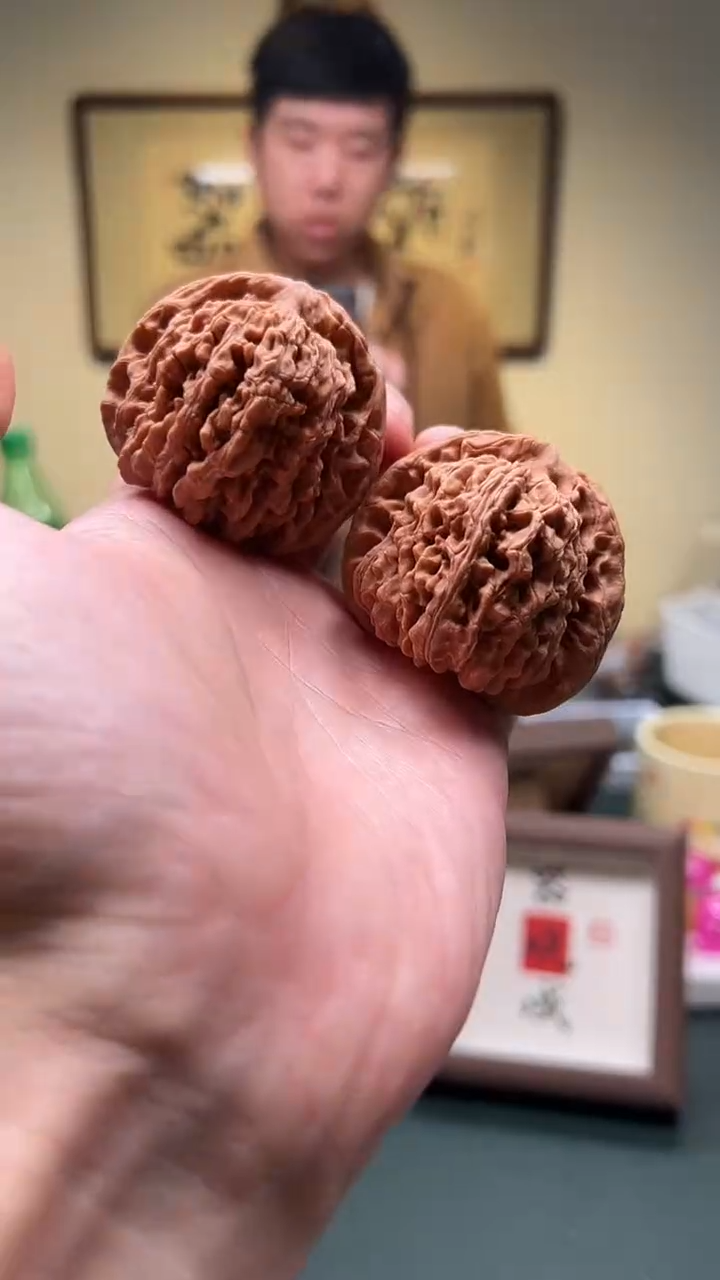 【闪购商品】文玩核桃把件48mm 四座楼文玩核桃一对 9号