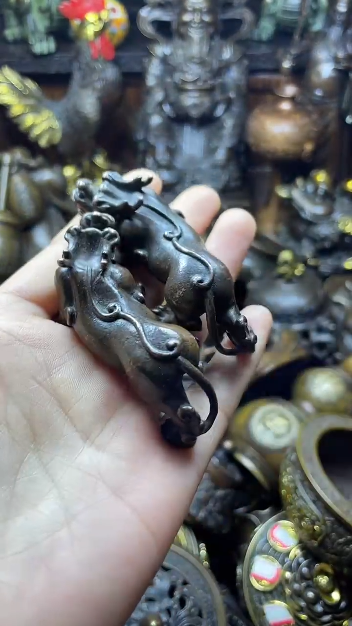 闪购链接，点击下单，有运费险，铜摆件