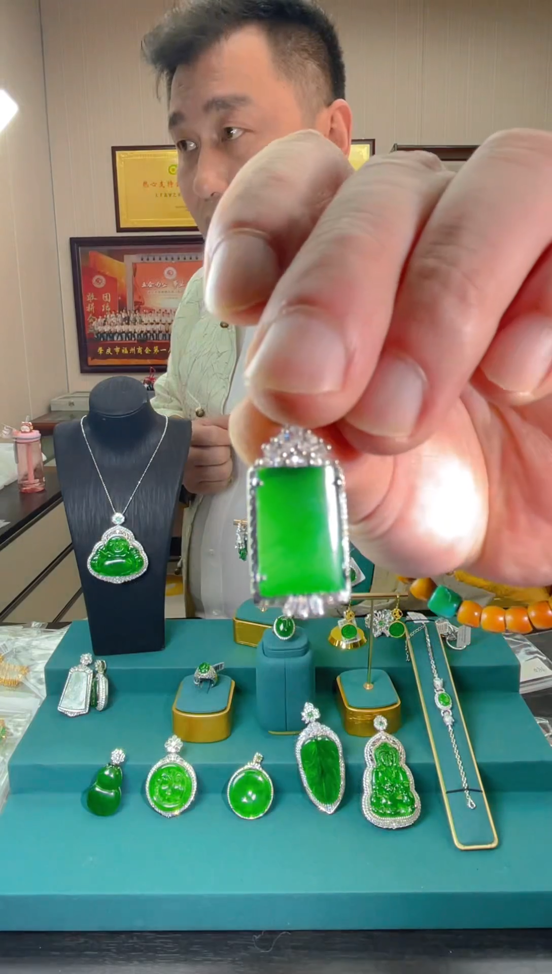 【闪购商品】翡翠颈饰银S925镶嵌文创珠宝天然A货翡翠多样性发一