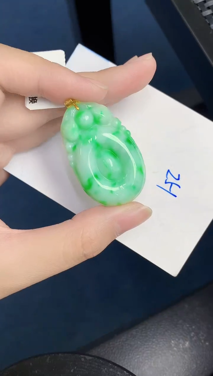 【闪购商品】翡翠颈饰18K金镶嵌000000000