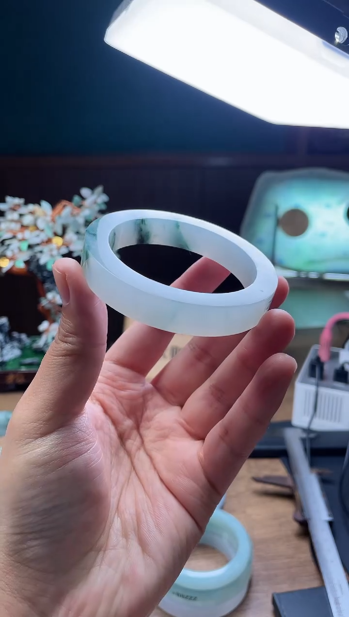【闪购商品】定制翡翠手镯未镶嵌定制