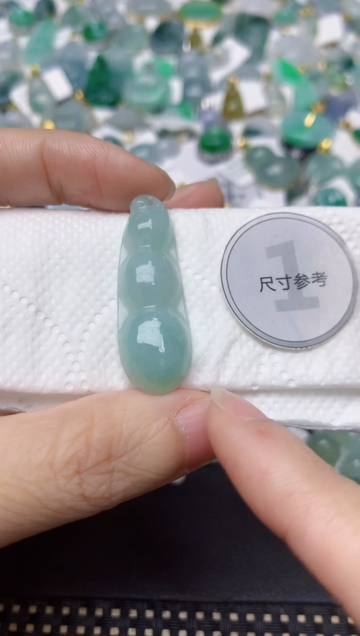 颈饰未镶嵌翡翠天然缅甸A货翡翠