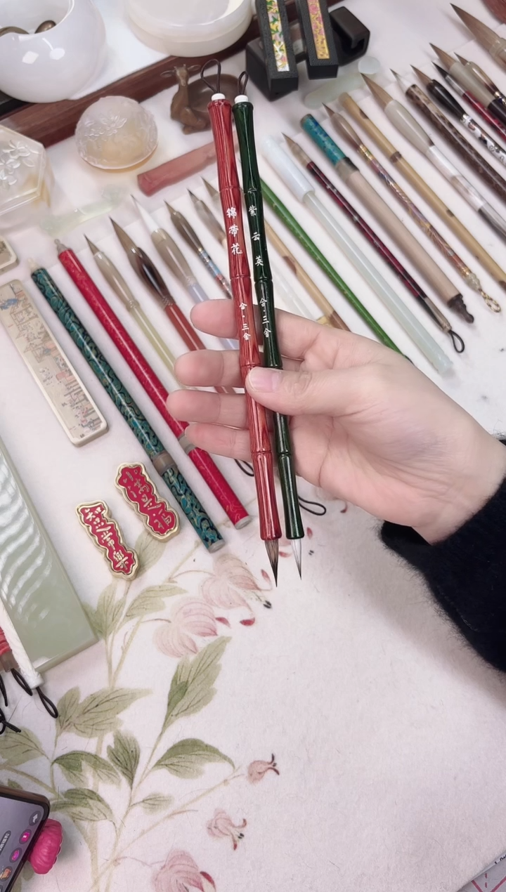 合三舍直播间锦带花+紫云英