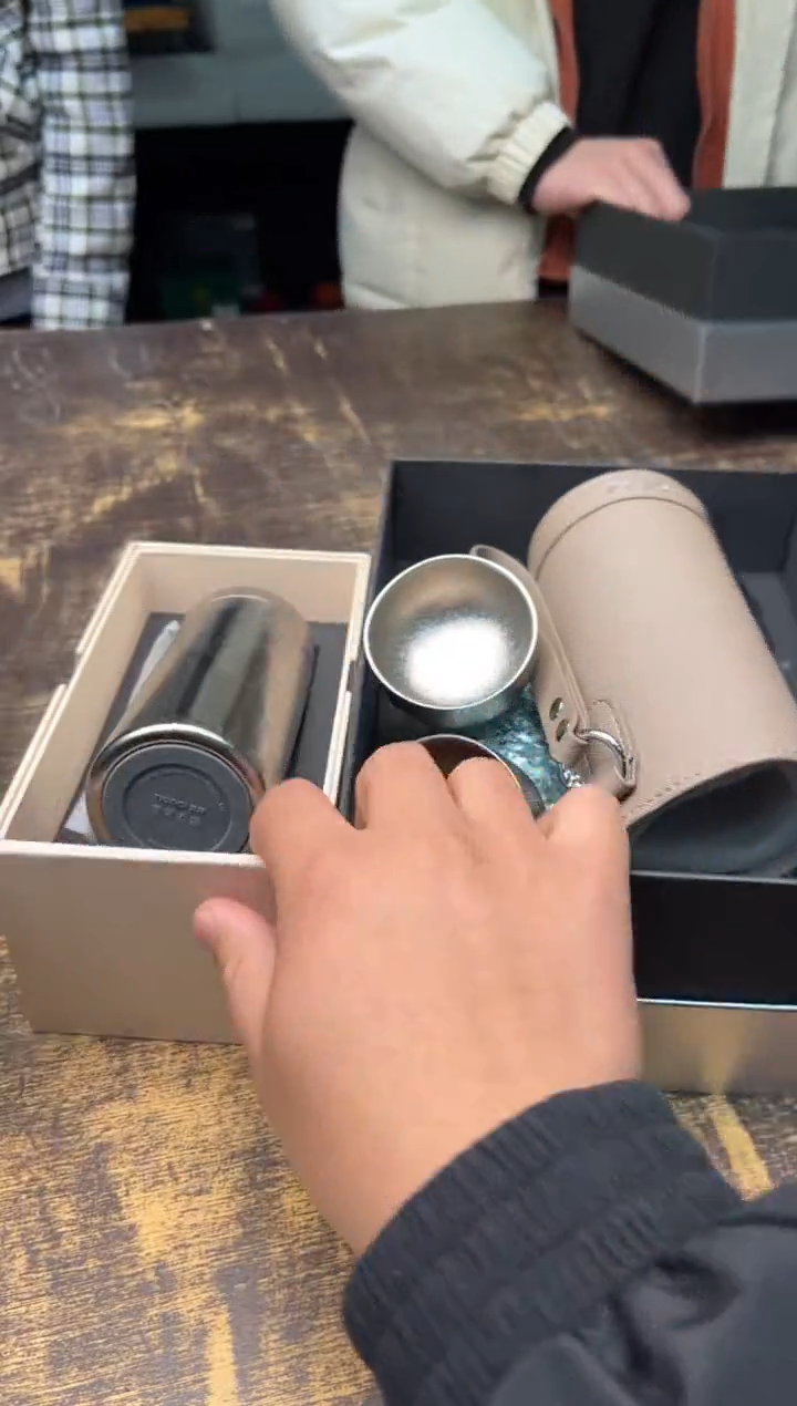 【闪购商品】/天沏茗和380毫升（蓝）+2杯+小保温杯