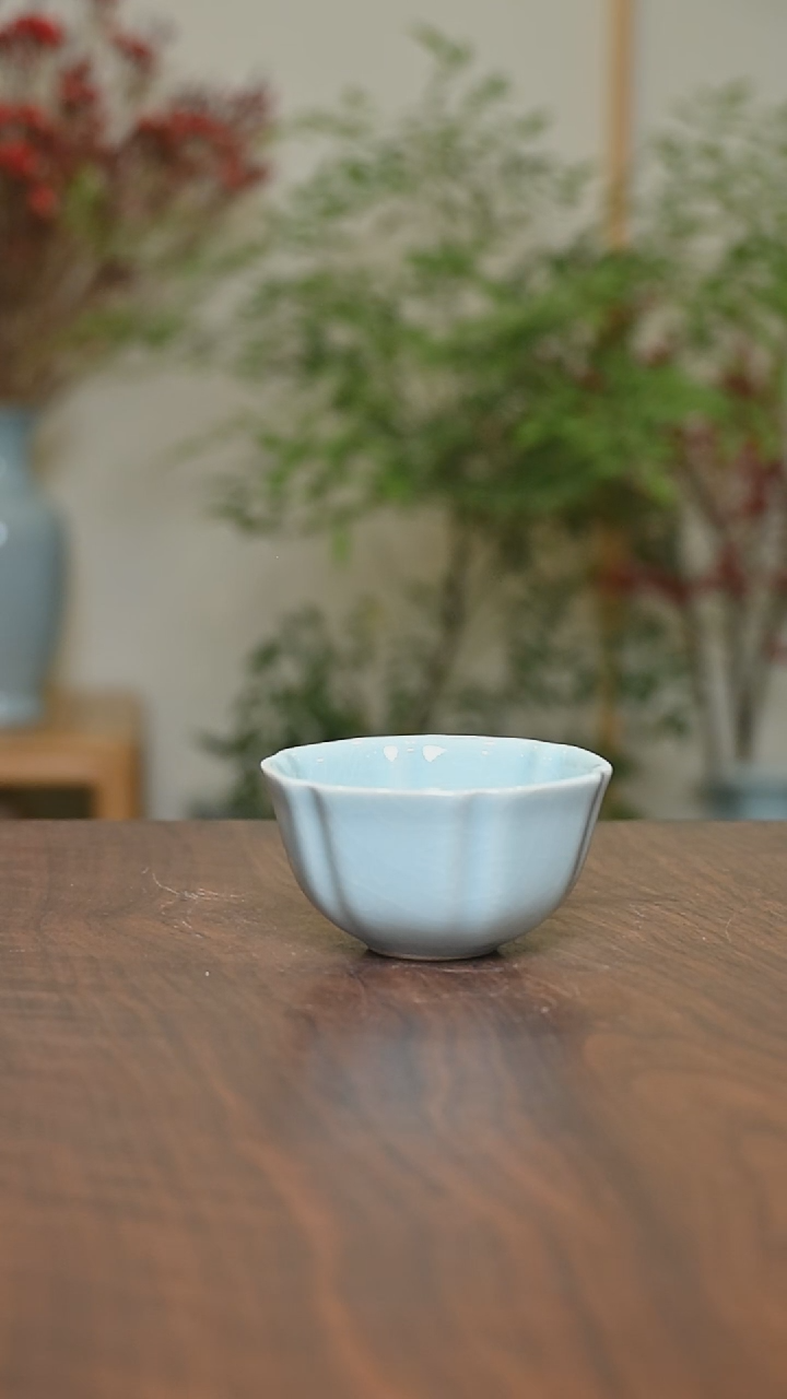 【闪购商品】其他微瑕天青釉无款六方杯