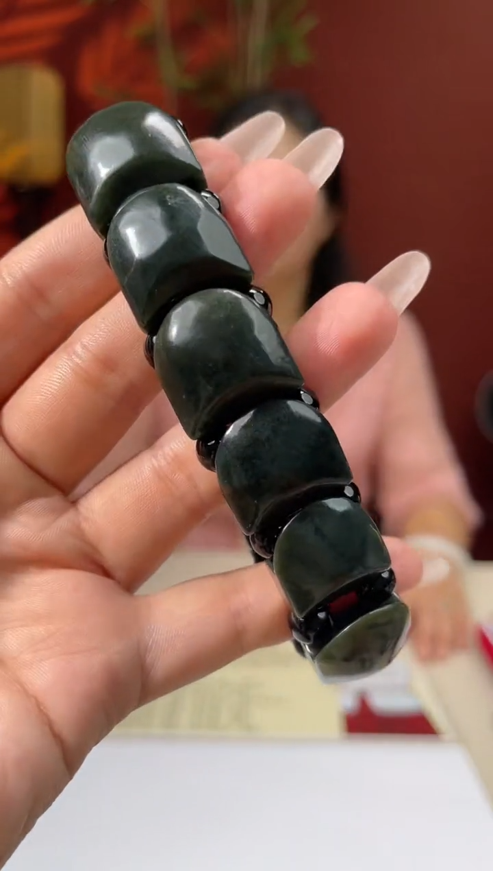 和田玉未镶嵌颈饰多样性发货 拍一发一