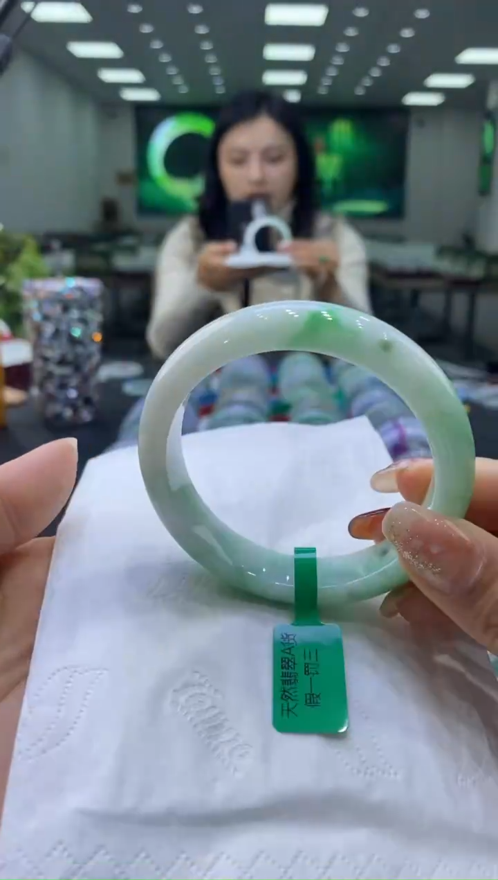 未镶嵌手镯翡翠00004086